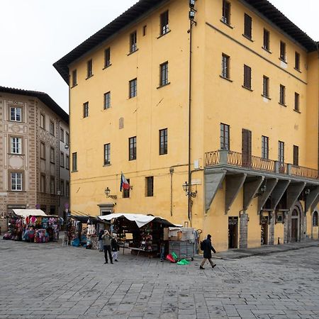 Eclectic Apartment In Santa Croce فلورنس المظهر الخارجي الصورة